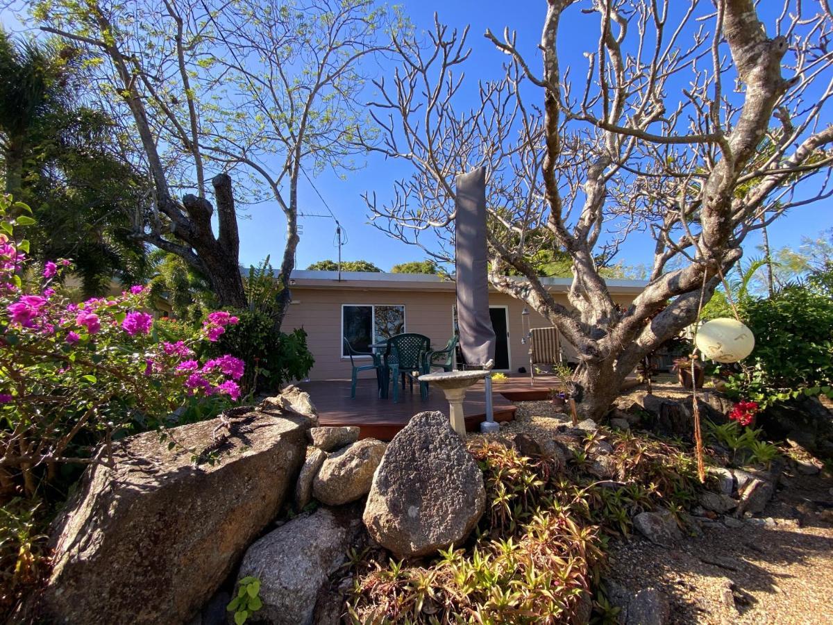J & Ella'S Holiday House - 2 Bedroom, 2 Bathroom Home Cooktown Exteriör bild