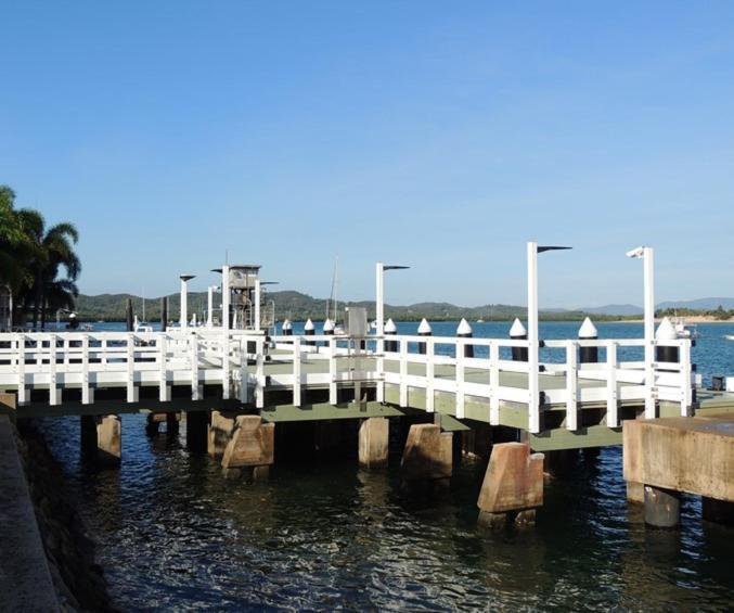 J & Ella'S Holiday House - 2 Bedroom, 2 Bathroom Home Cooktown Exteriör bild