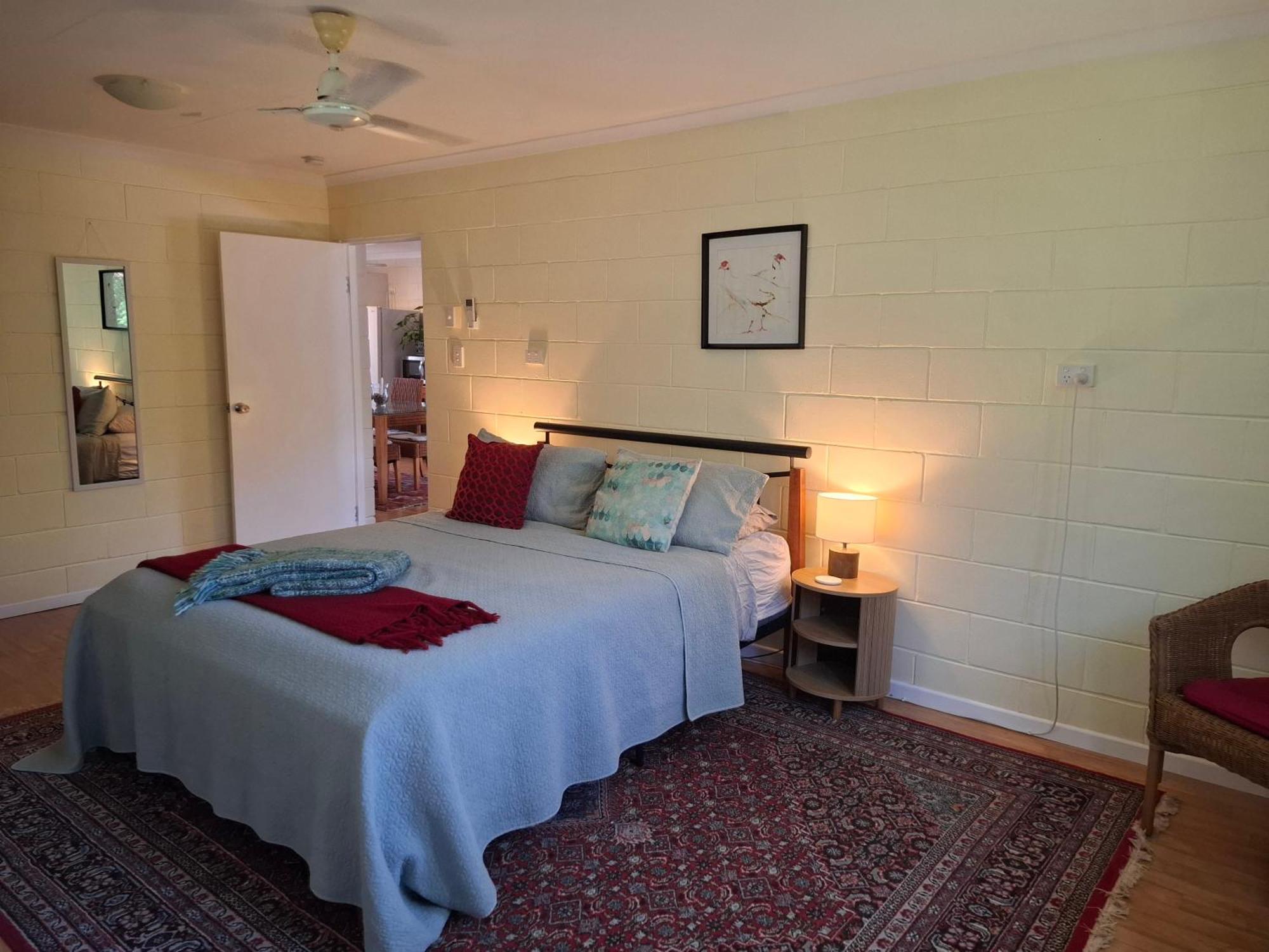 J & Ella'S Holiday House - 2 Bedroom, 2 Bathroom Home Cooktown Exteriör bild